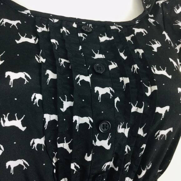 🚨SALE🚨Xhilaration Black mini Dress White Horses Pattern Small 3/$10 4/$12 5/$1 - Picture 4 of 9